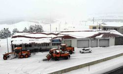 Erzincan'da kar ve sis ulaşımı aksattı, iki ilçede eğitime ara verildi