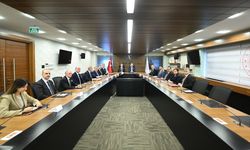 Bakan Ersoy, İsveç Süryani Cemaati heyetiyle görüştü