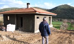 Bakan Kurum'dan İzmir Ödemiş'teki orman yangınında evi yanan 'Cavit amca'ya ilişkin paylaşım: