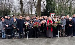 Hollanda'da Hocalı Katliamı kurbanları anıldı