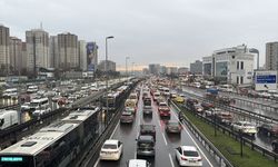 İstanbul'da akşam saatlerinde trafik yoğunluğu yüzde 90'a çıktı