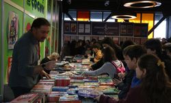 Sakarya'da 'Çocuk Edebiyatı Fuarı' kapılarını açtı