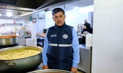 Erzincan'da ihtiyaç sahiplerine her gün 3 çeşit iftar yemeği ulaştırılıyor