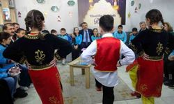 Milli Eğitim Bakanı Tekin, Artvin'de öğrencilerle bir araya geldi