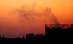 İran'ın başkenti Tahran'da çok sayıda patlama meydana geldi