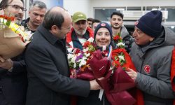 Kayağın 'özel ikizleri' Fransa'dan 6 madalyayla memleketlerine döndü