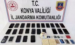 Konya merkezli dolandırıcılık operasyonunda yakalanan 22 zanlıdan 16'sı tutuklandı