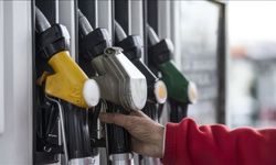 Akaryakıt fiyatlarında geçici olarak eşel mobil sistemi devreye alındı