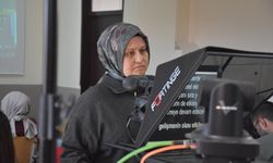 Anne ile kızı üniversitede sınıf arkadaşı oldu