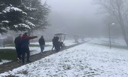 Bolu'nun yüksek kesimlerine kar yağdı