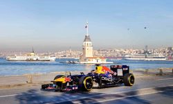 Formula 1 heyecanı 5 yıl sonra İstanbul sokaklarına taşındı
