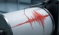 Japonya'nın kuzeydoğu açıklarında 7,4 büyüklüğünde deprem