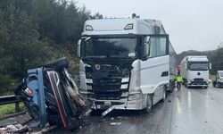 Tarsus-Pozantı Otoyolu'nda 3 aracın karıştığı kazada 1 kişi hayatını kaybetti, 6 kişi yaralandı