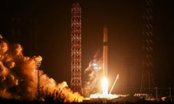 Kazakistan ve Rusya'nın ortak geliştirdiği Soyuz-5 roketinin test fırlatması başarıyla gerçekleştirildi