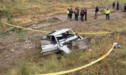 Yozgat'ta köprüden düşen otomobildeki 2 çocuk hayatını kaybetti, 3 kişi yaralandı