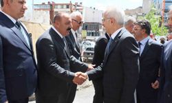 Bakan Uraloğlu'nun Hakkari temasları