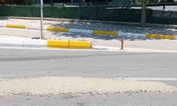 Mikserden taşan beton yola döküldü