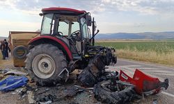Amasya'da traktör ile hafif ticari araç çarpıştı, 3 kişi öldü, 3 kişi yaralandı