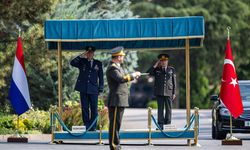 Genelkurmay Başkanı Orgeneral Bayraktaroğlu, Hollandalı mevkidaşı Eichelsheim ile görüştü