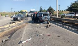 Samsun'da 8 aracın karıştığı kazada 2 kişi yaralandı