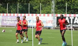 Samsunspor Futbol Direktörü Fuat Çapa, transfer çalışmalarını değerlendirdi: