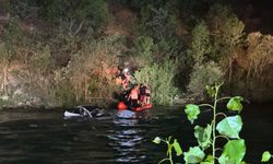 Tunceli'de Munzur Çayı'na düşen otomobilin sürücüsü hastanede yaşamını yitirdi