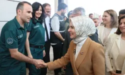 Bakan Göktaş Kapıkule'de gurbetçileri karşıladı