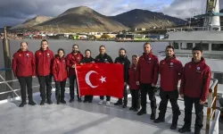 Bakan Kacır, 6. Ulusal Arktik Bilimsel Araştırma Seferi ekibini ziyaret etti