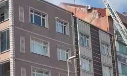 Bayrampaşa'da binanın çatı katında çıkan yangın söndürüldü