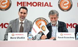 Eczacıbaşı Kulübü, Memorial Sağlık Grubu ile sponsorluk anlaşması imzaladı
