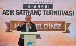 Gençlik ve Spor Bakanı Osman Aşkın Bak, satranç turnuvasına katıldı