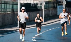 İstanbul'da Yeşilay Yarı Maratonu yapıldı