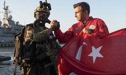 T3 Vakfı Mütevelli Heyeti Başkanı Selçuk Bayraktar, SAT ve SAS komandolarıyla bir araya geldi