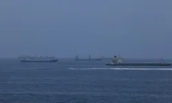 Hürmüz'deki sevkiyat risklerine karşı petrol depolama alternatifi öne çıkıyor