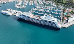 'Azamara Onward' kruvaziyeri Marmaris'e 668 turist getirdi