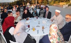 Diyanet İşleri Başkanı Arpaguş 'İki İnsan Bir Hayat' projesinden yararlanan çiftlerle buluştu: