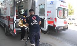 Konya'da iki otomobil çarpıştı, 7 kişi yaralandı