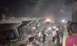 Gazze'de İsrail saldırılarında daha önce hasar gören bina yıkıldı: En az 8 ölü