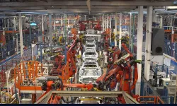 Otomotiv endüstrisi ağustosta yaklaşık 2,8 milyar dolarlık ihracatla ilk sırada yer aldı