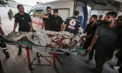 Ateşkese rağmen İsrail saldırılarının sürdüğü Gazze'de hastanelere son 24 saatte 6 cenaze getirildi