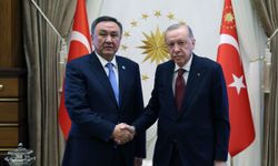 Cumhurbaşkanı Erdoğan, TDT Genel Sekreteri Ömüraliyev'i kabul etti