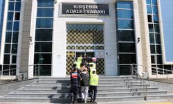 Kırşehir'de uyuşturucu operasyonunda yakalanan 3 zanlı tutuklandı