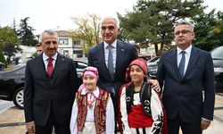 Kültür ve Turizm Bakanı Ersoy, Edirne'de kütüphane açılışı yaptı: