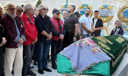 Usta tiyatro oyuncusu Necla Uygur son yolculuğuna uğurlandı
