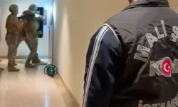 Bakan Gürlek, Interpol'ün kırmızı bültenle aradığı ABD'li Schueler'in yakalandığını bildirdi