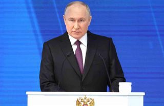 Rusya Devlet Başkanı Putin: “Onların (Batı) topraklarındaki hedefleri vurabilecek silahlara sahibiz”