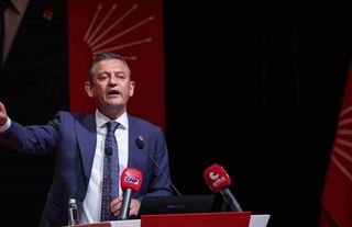 CHP Genel Başkanı Özel: "Erdoğan ile yüz yüze görüşeceğim, kutuplaşmayı kırmak için adım atacağımıza inanıyorum"