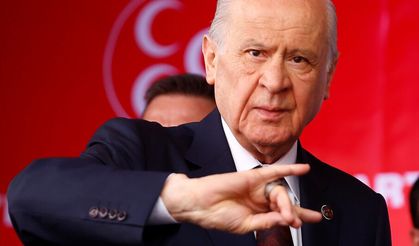 MHP Lideri Devlet Bahçeli, Süper Lig'e yükselen Erzurumspor'u tebrik etti