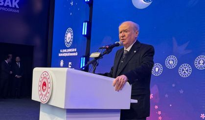 MHP Lideri Bahçeli: Muhalefet enkaz üzerinden rant kazıları yaparken, devlet-millet tek nefes aynı safa katılmıştır
