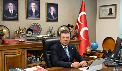 MHP’li Özgür Bayraktar: 'Milli Mücadele’nin simge şehri Ankara’mızın başkent oluşunun 103. yılı kutlu olsun'